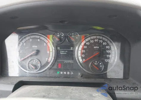 2010 Dodge Ram 1500 Slt/Sport/Trx z USA, uszkodzony, nr VIN 1D7RV1CT3AS146862